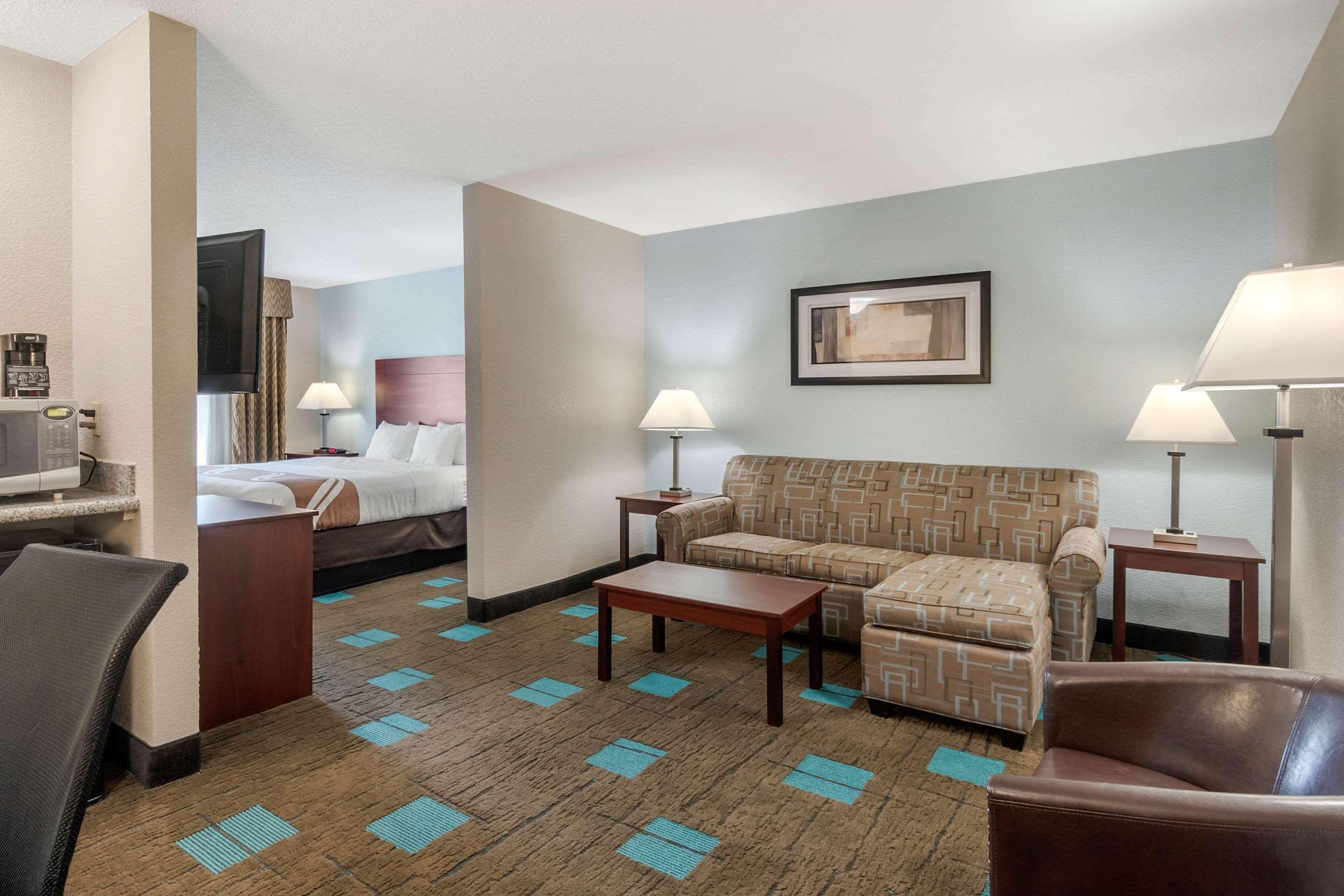 ควอลิตี สวีตส์ แคนซัส ซิตี อินเตอร์เนชันแนล แอร์พอร์ต Hotel แคนซัสซิตี ภายนอก รูปภาพ